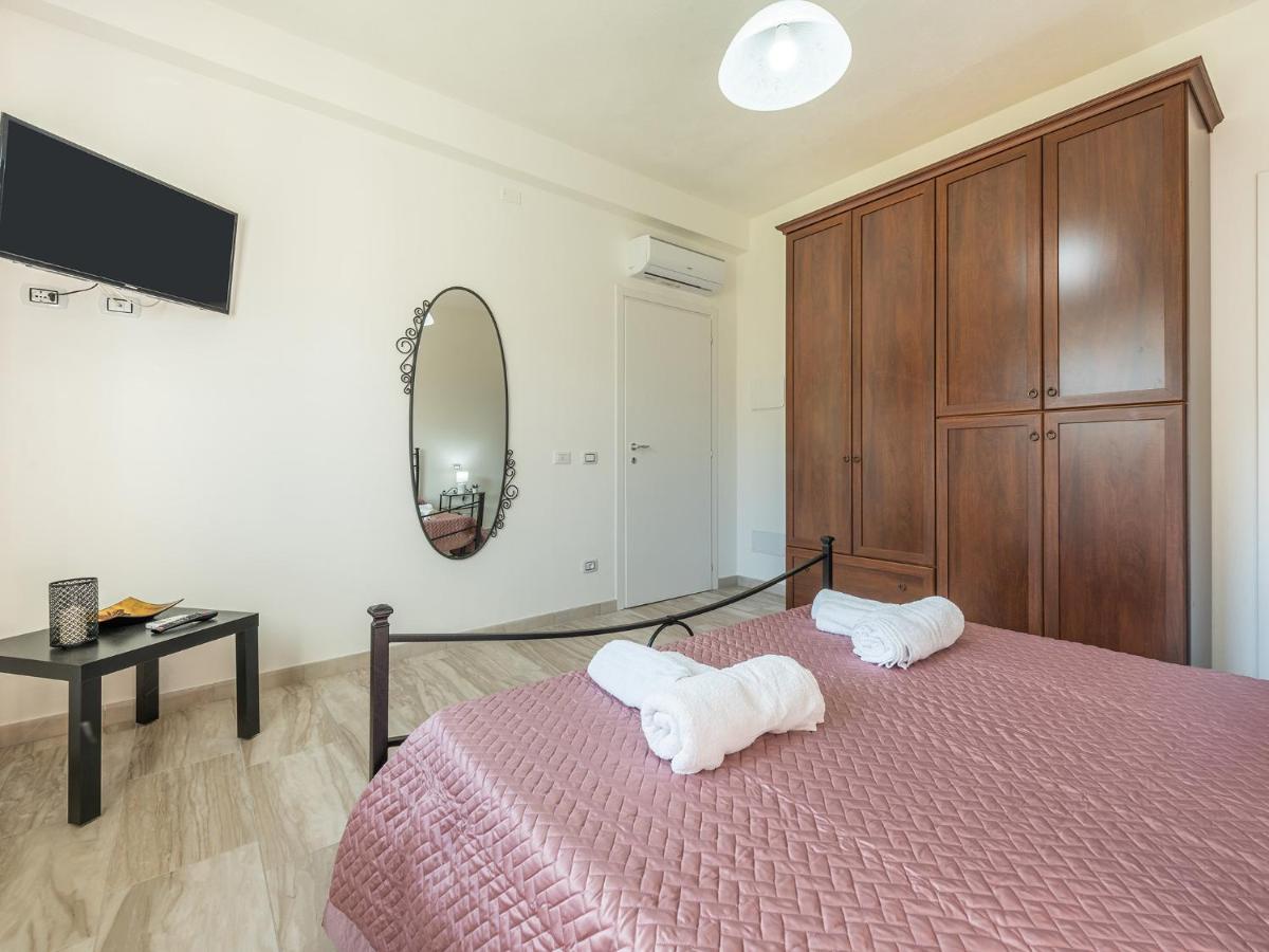Villa Chiara Solanas Solanas  Dış mekan fotoğraf