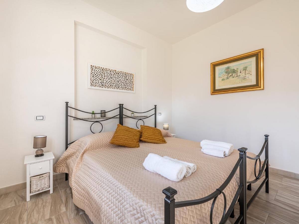 Villa Chiara Solanas Solanas  Dış mekan fotoğraf